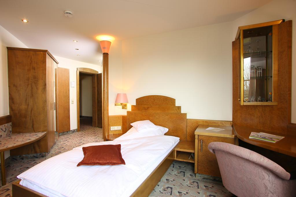 הכינגן Hotel Brielhof מראה חיצוני תמונה